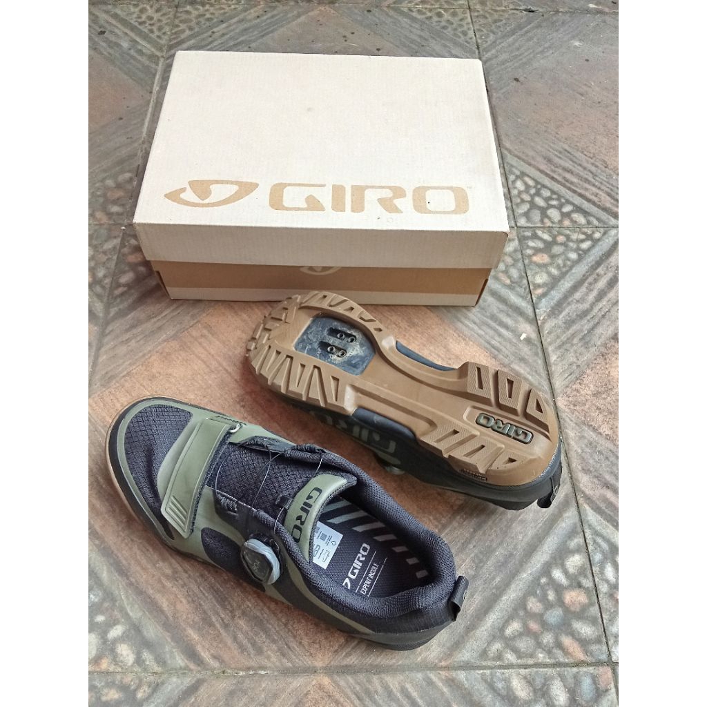 Sepatu Sepeda Cleat - GIRO