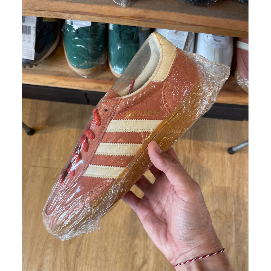 adidas spezial preloved orange