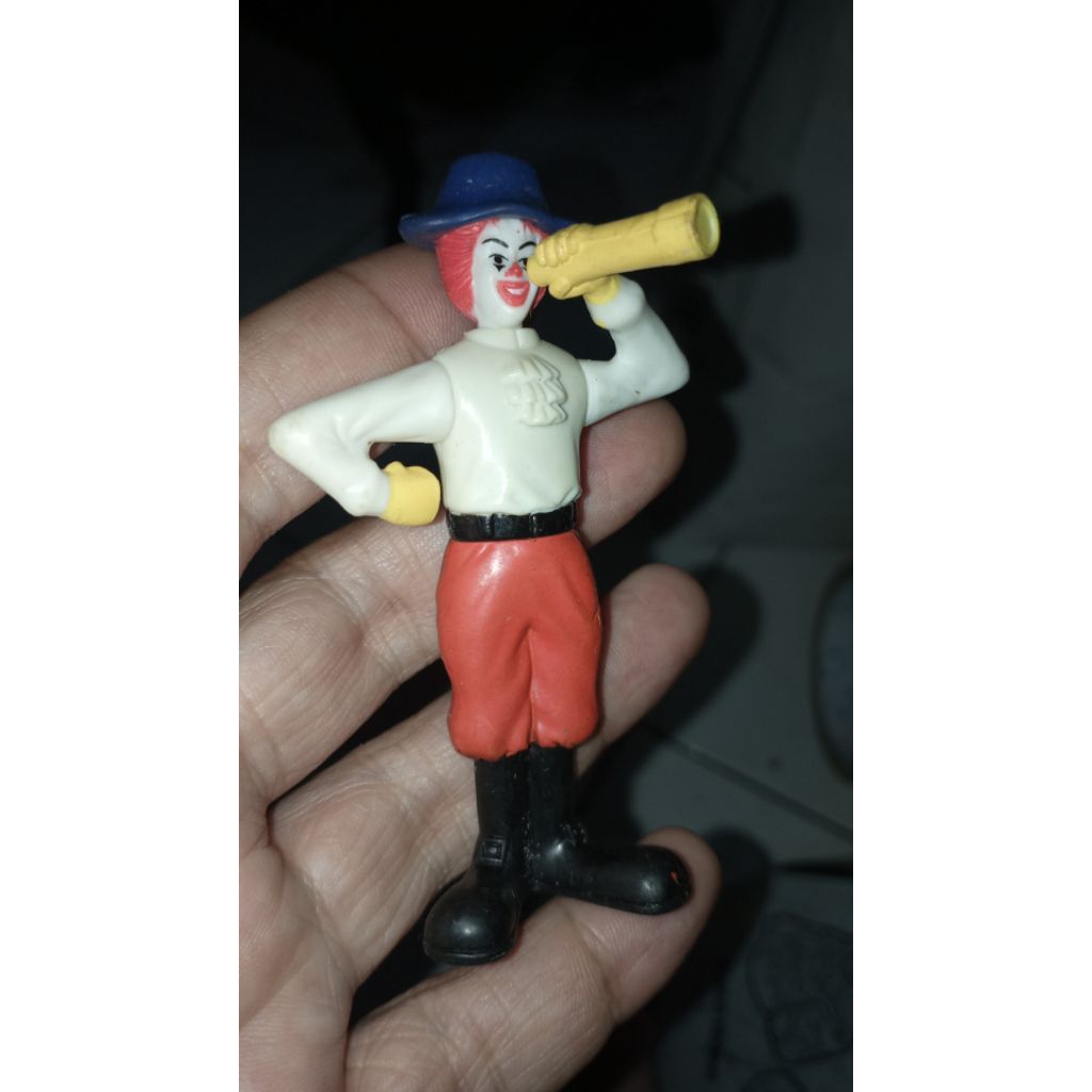 figure ronald mcdonald seri mcboat