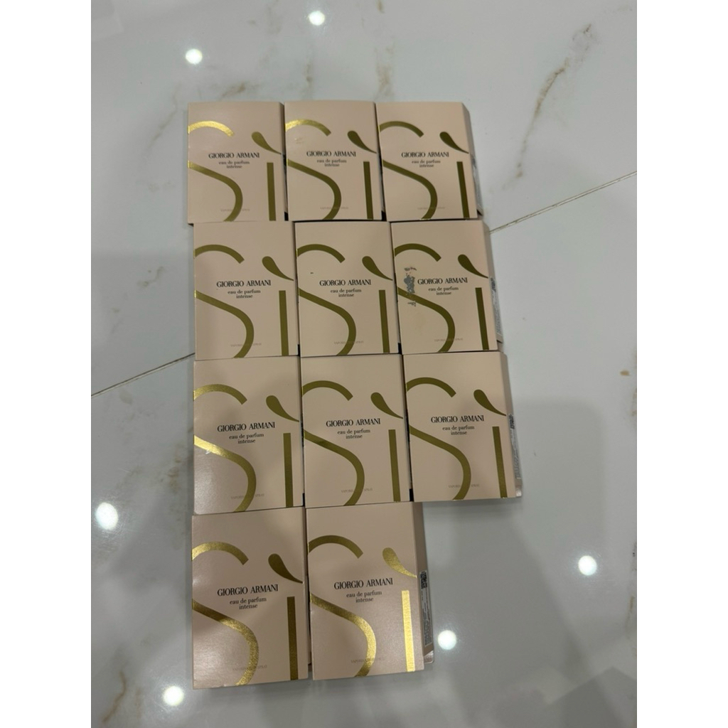 Giorgio Armani Si Eau De Parfum Intense ( Vial )