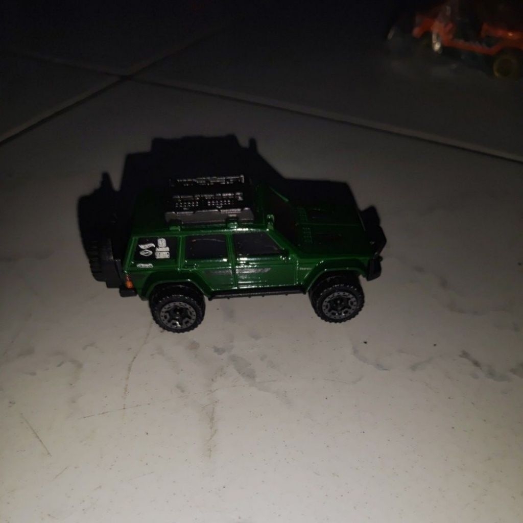 Hotwheels Loose Jeep Cherokee