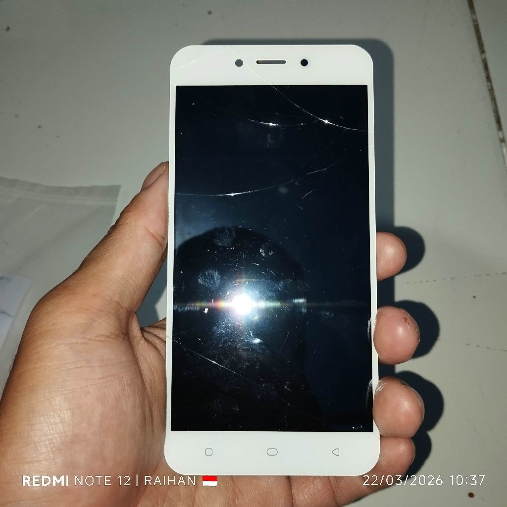 LCD & Touchscreen & Frame Oppo A71 [Minus Retak]