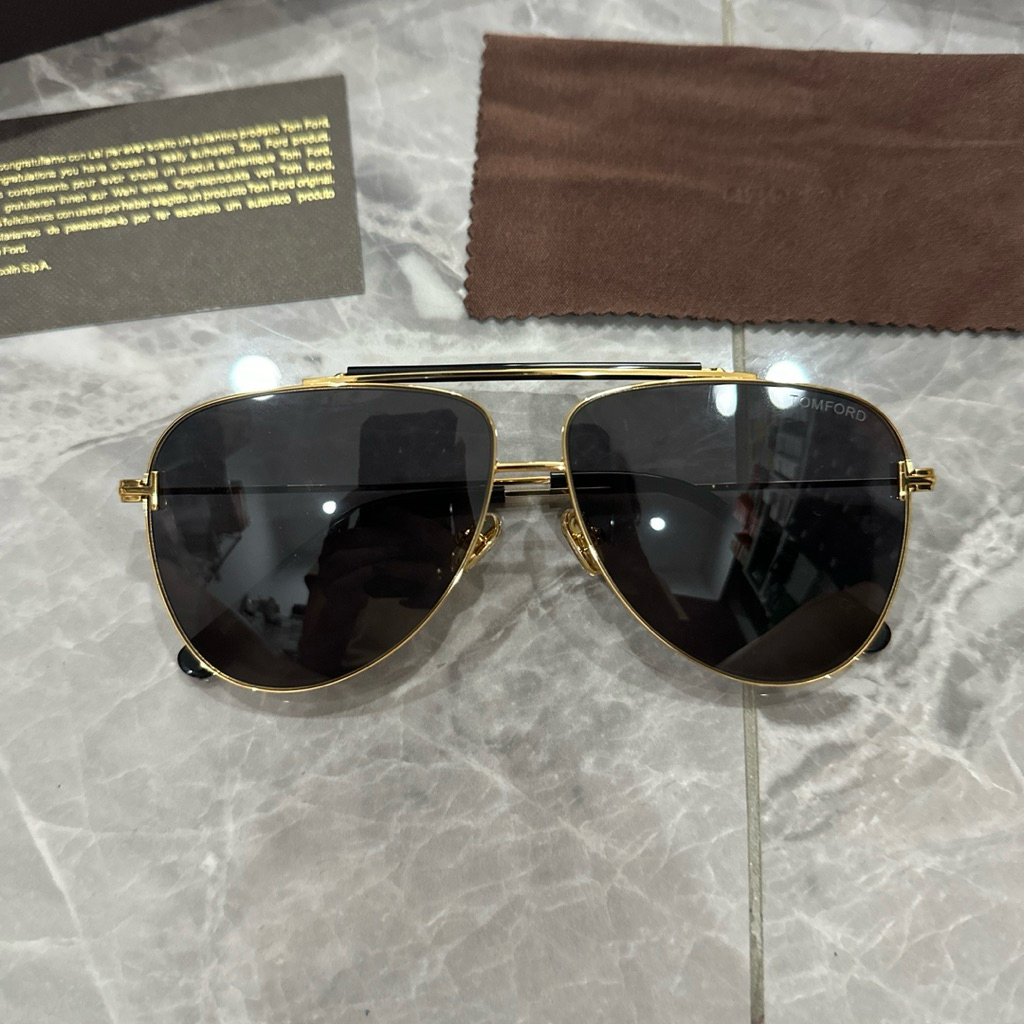 1018 kacamata hitam sunglasses black