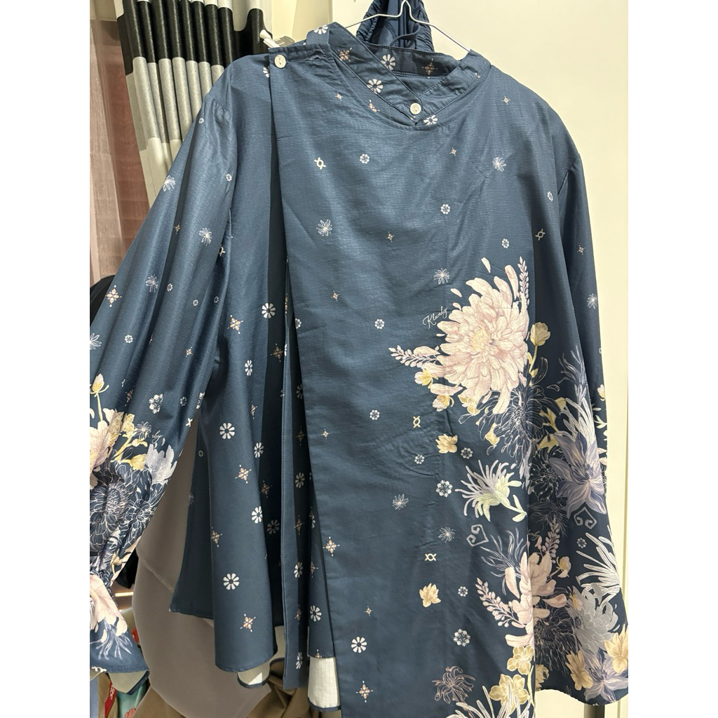 preloved wearing klamby