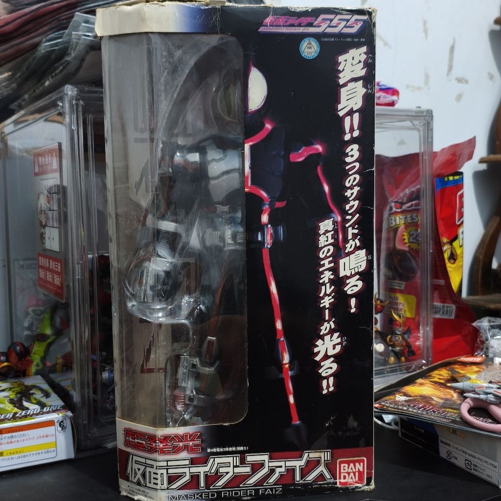 Kamen Rider Faiz Light & Sound Figure
