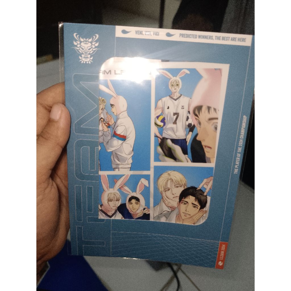 Photopack Lezhin Merch Backlight & Lost in the Cloud