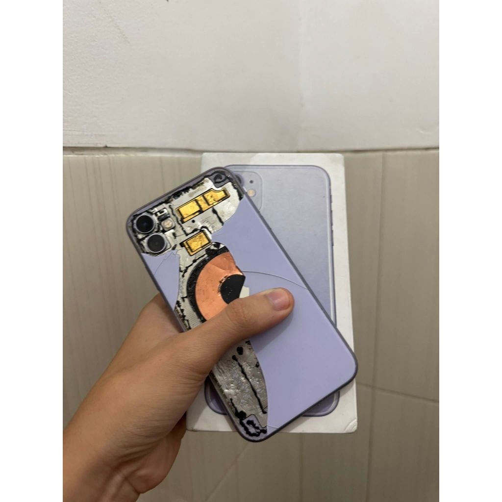 IPhone 11 bahan 64 GB purple
