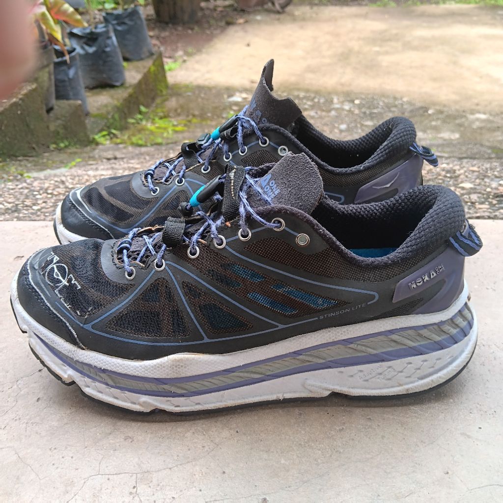 sepatu trail run hoka stinson lite