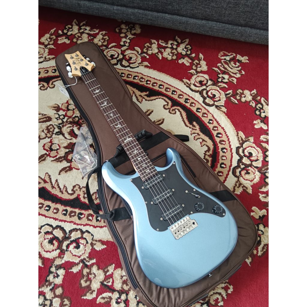 PRS SE NF3 gitar original