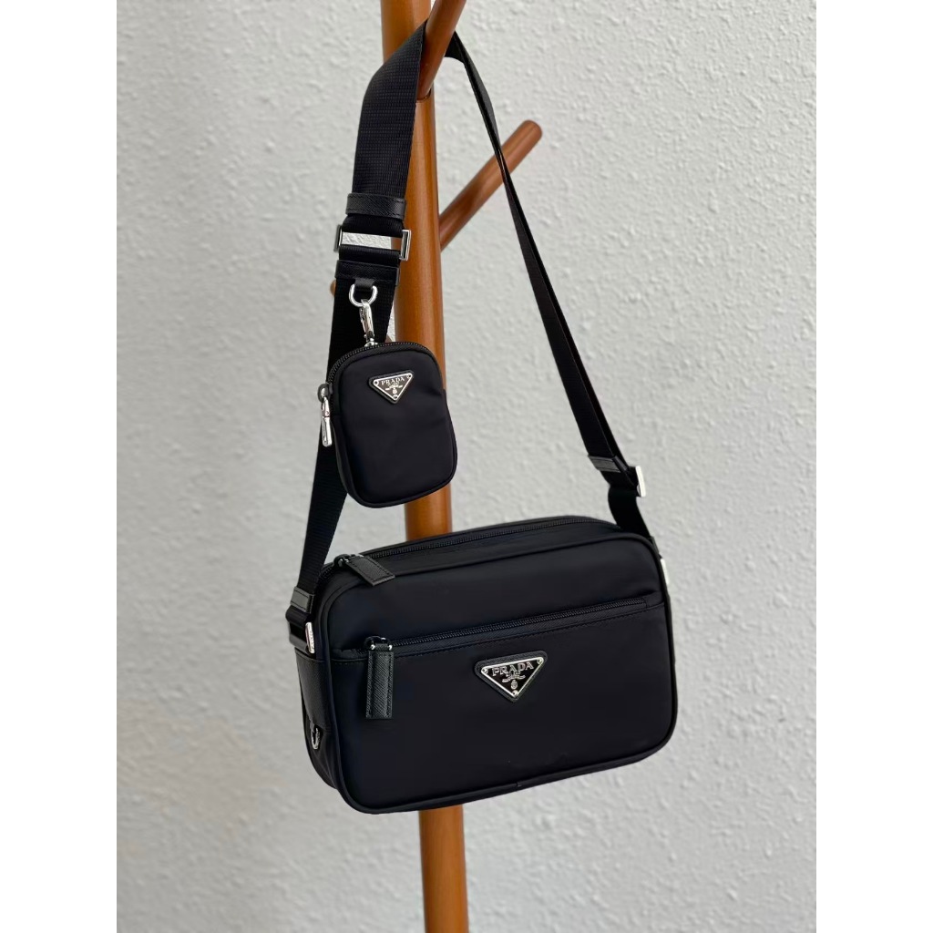 Top-of-the-line NFC chip camera bag