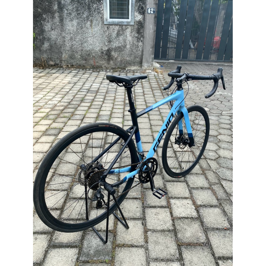 Roadbike Genio Breaker 2.0