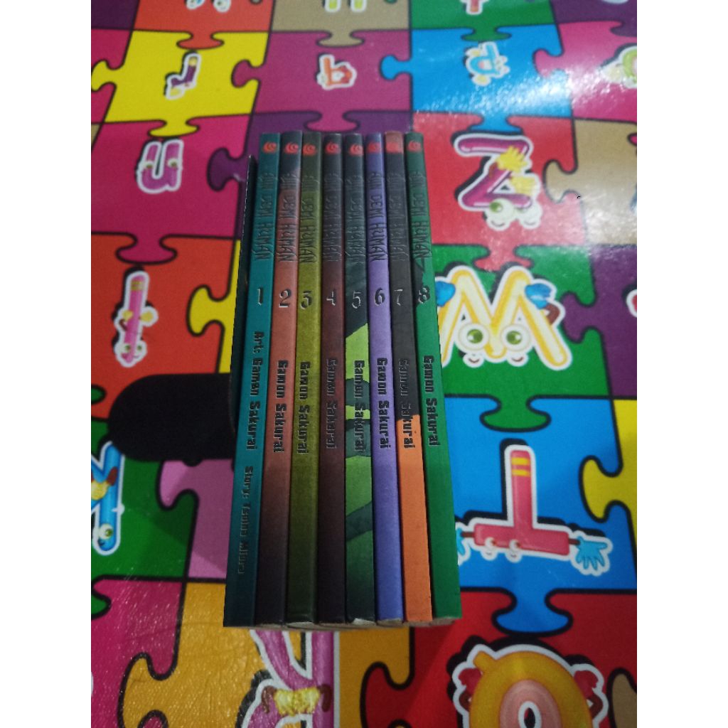 Set AJIN DEMI HUMAN 1 - 8 (Bekas) (2016)