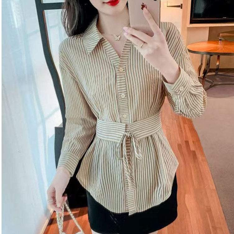 Atasan Wanita Baru & Stylish / Kemeja Wanita Lengan Panjang Bergaris / Kemeja Bergaris Biru Oversize