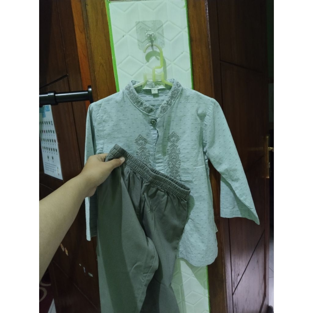 PRELOVED Setelan Muslim Anak Pito Dito