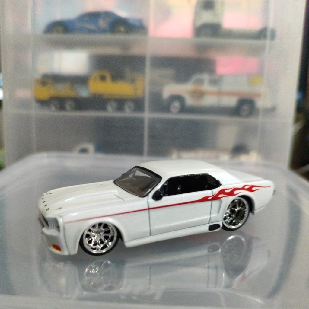 Jada Toys 1965 Ford Mustang