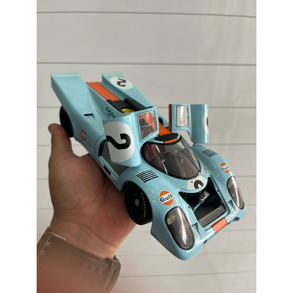 Diecast Autoart skala 18 Porsche 917