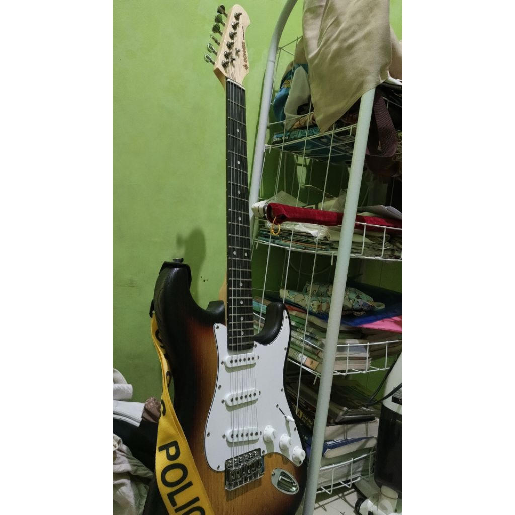 Gitar Listrik Donner DST-80