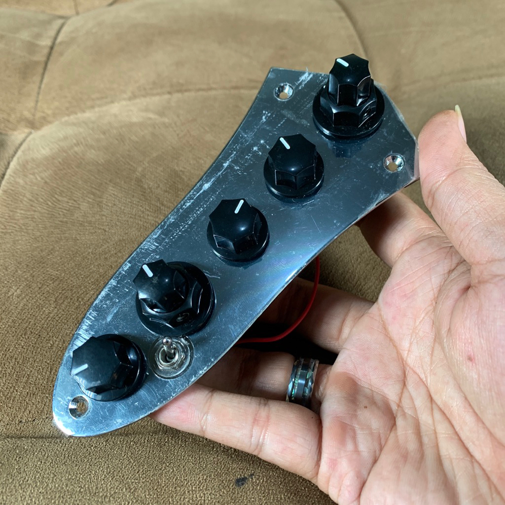 preamp bass marcus miller sire v7 v5 dan v3