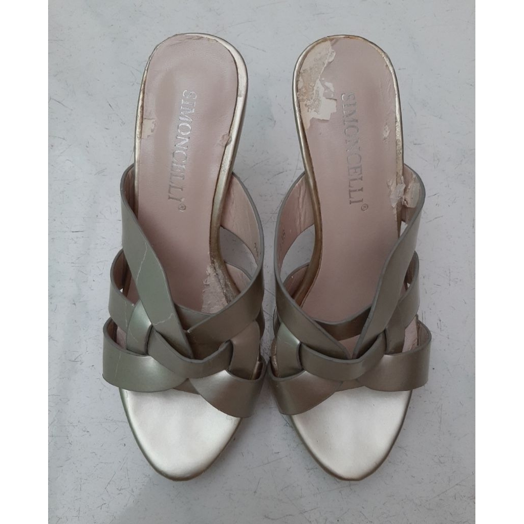 ( PRELOVED ) SANDAL PESTA SILVER WANITA