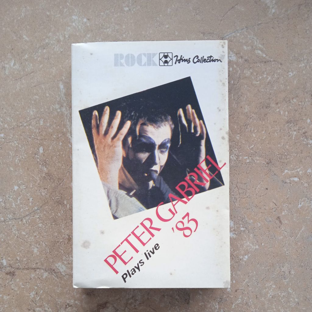 Kaset Pita Peter Gabriel "Plays Live '83"