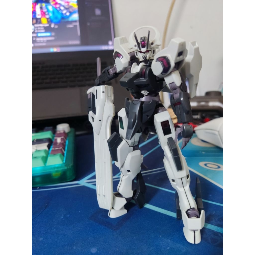 HG SCHWARZETTE - BANDAI