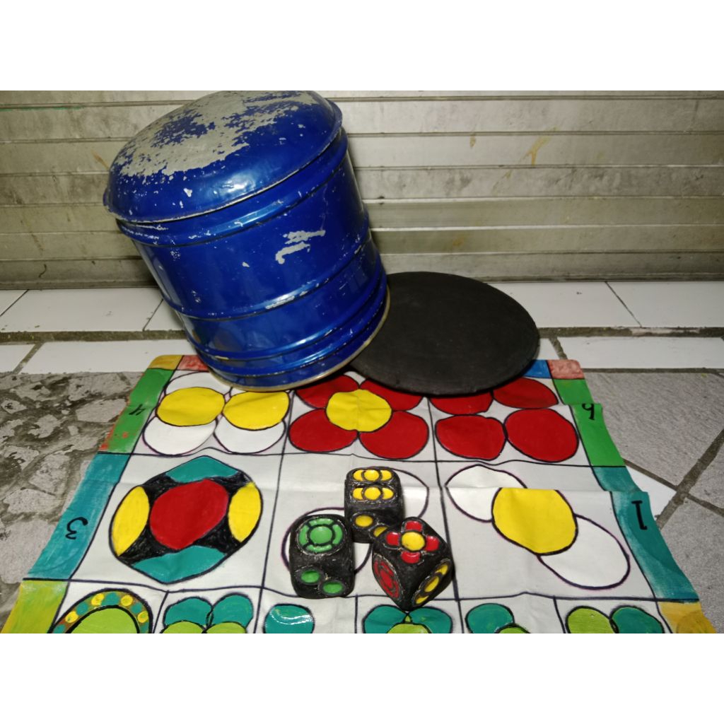 Dadu Lawas Antik Jadul