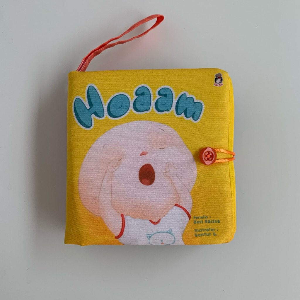 [Preloved] Rabbit Hole - Hoaam - Buku Anak (Soft Book)