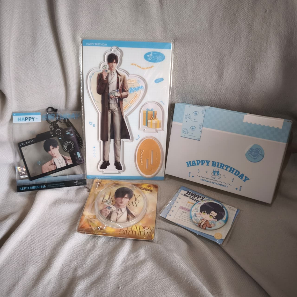 OFFICIAL Limited Merchandise Love and Deepspace Zayne 2024 Birthday Series Q Version Can Badge (5,8c