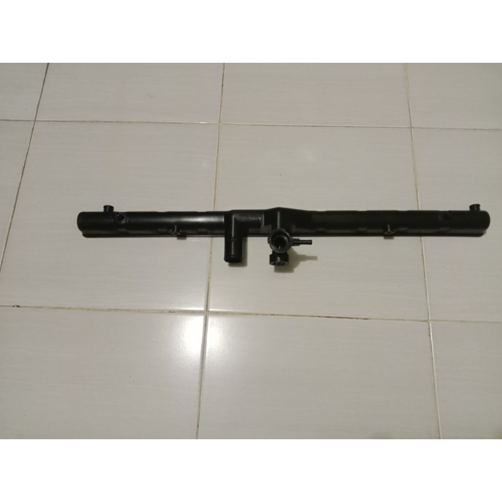 Uppertank Radiator Nissan Serena C27