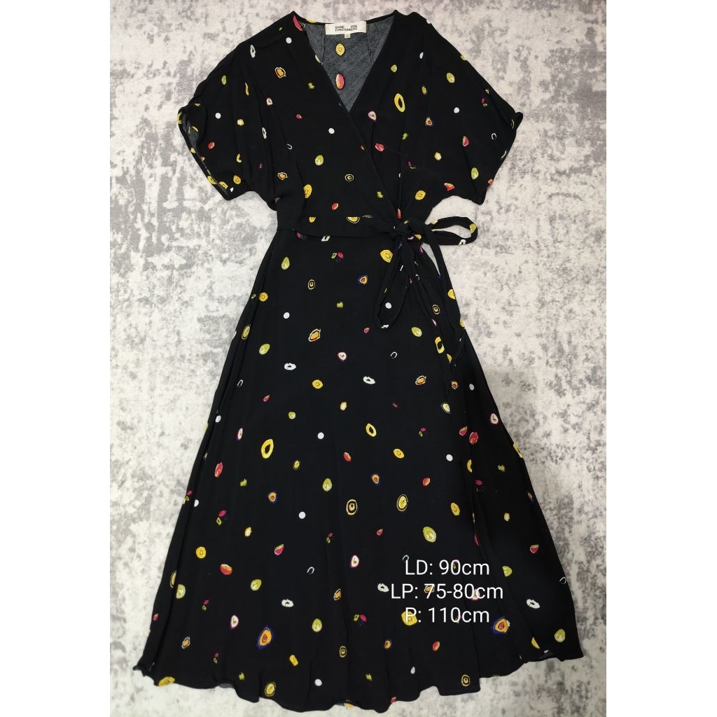 Preloved Dress DVN Diane Von Furstenberg kimono atas