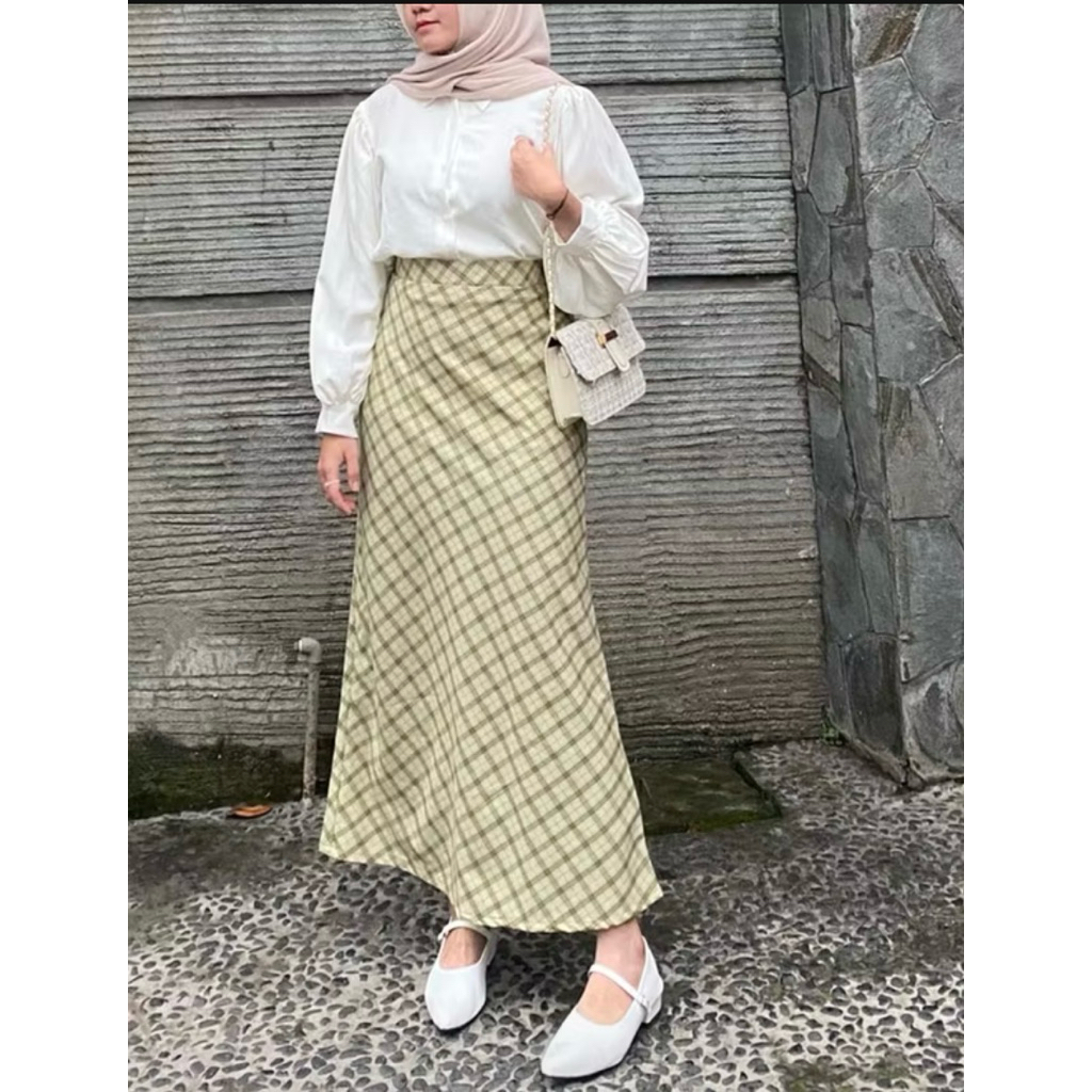 skirt rok motif kotak-kotak cream hijau tircle studio