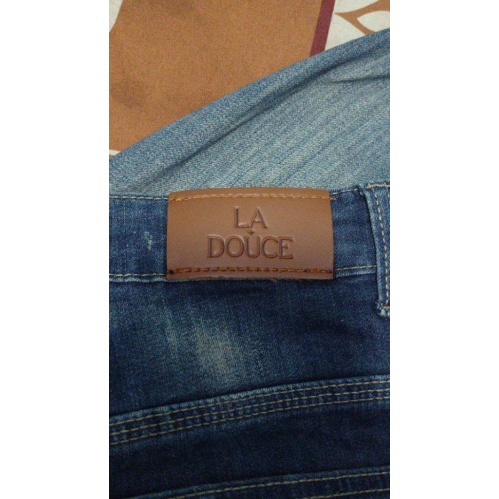 [MOHON BACA DESKRIPSI] Preloved Mckenzie High Waist Cutbray by LADOUCE