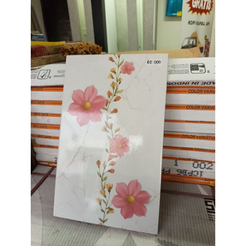 Keramik Dinding Uno Chrisvena Pink 25 x 40
