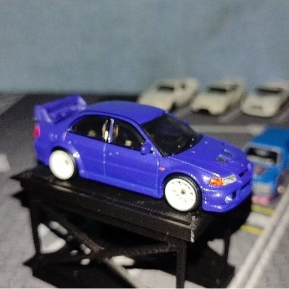 Hotwheels Premium Loose - Mitsubishi Lancer Evolution VI Biru