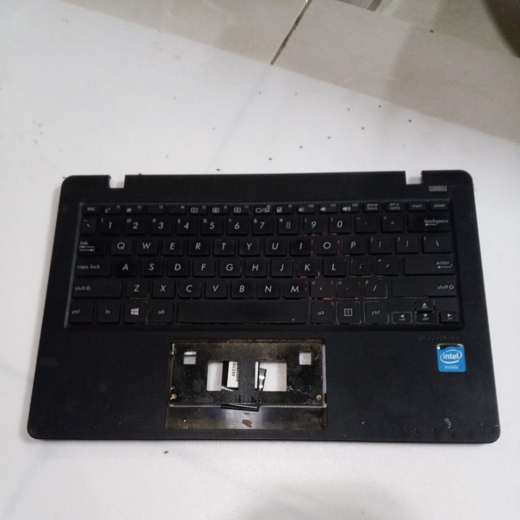 Casing Keyboard Laptop Asus X200MA