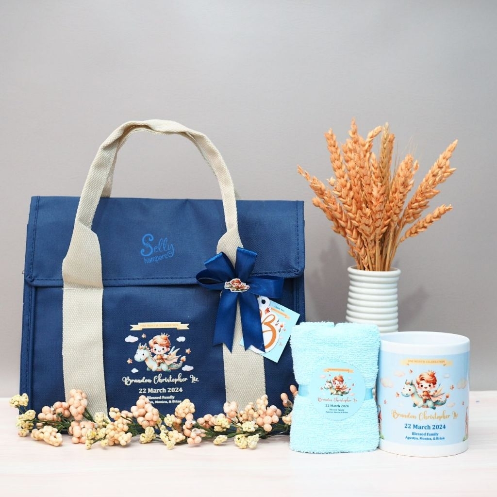 Souvenir Baby One Month. Hampers Baby Born. Birthday Souvenir