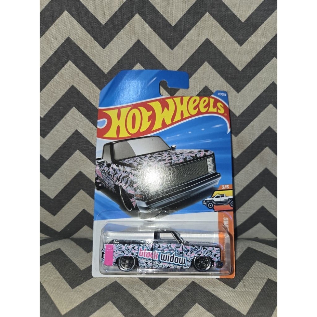 Hot Wheels Chevy Silverado