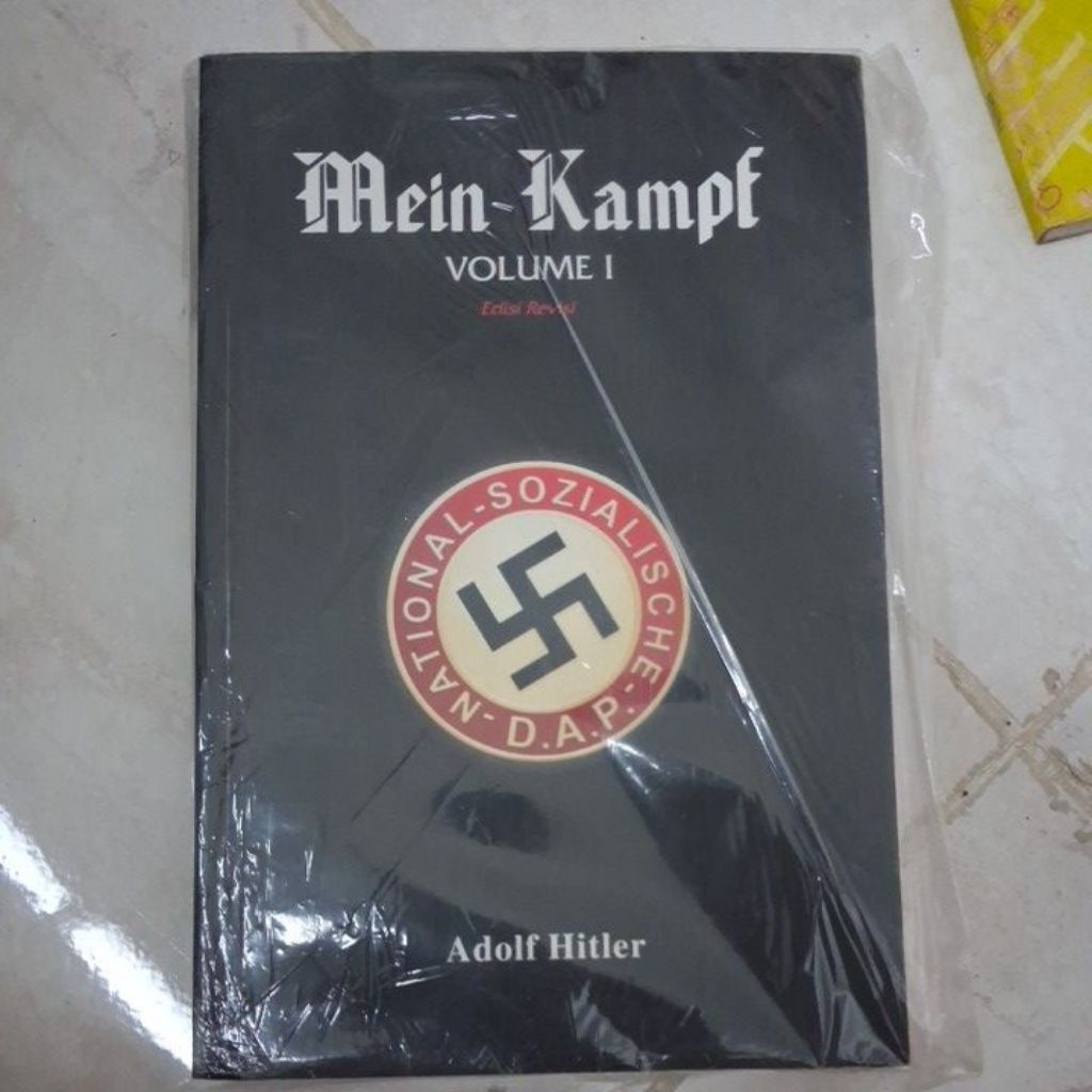 BUKU MEIN KAMPF
