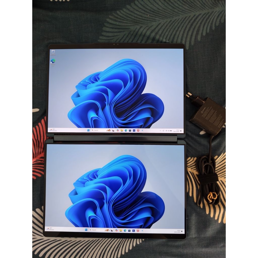 Lenovo Yogabook 9i Core Ultra 7 155h 32/1Tb Mei 2027 bekas seken second