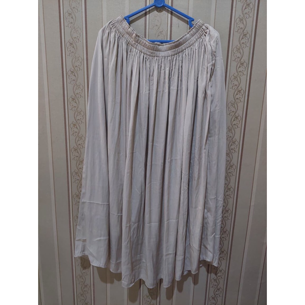 rok uniqlo (preloved)