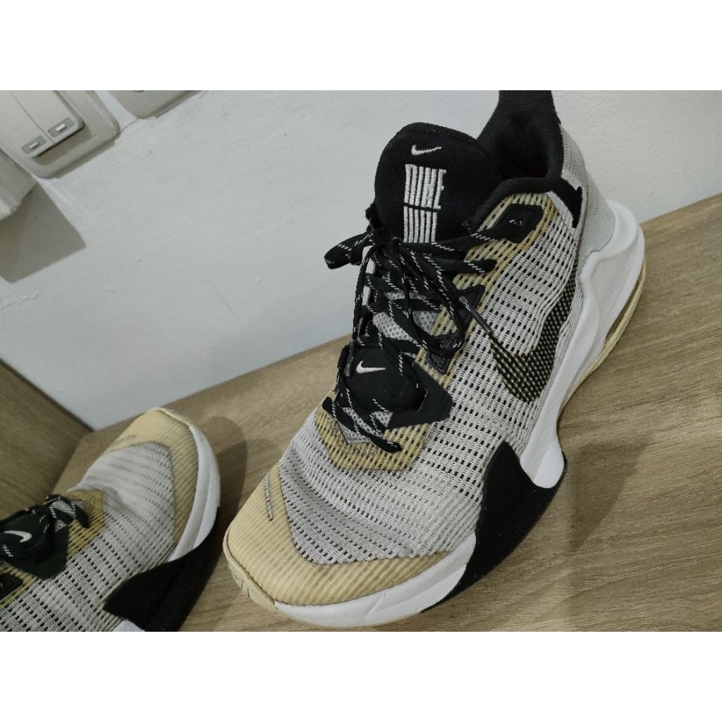 Basketball Nike Air Max Second Sz 44