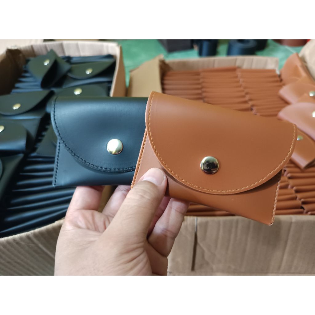 SOUVENIR DOMPET KULIT, CARD HOLDER, DOMPET SEGITIGA