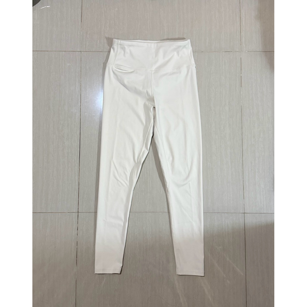 Preloved Legging Olahraga Wanita | Legging lari | Celana Yoga | Celana Pilates