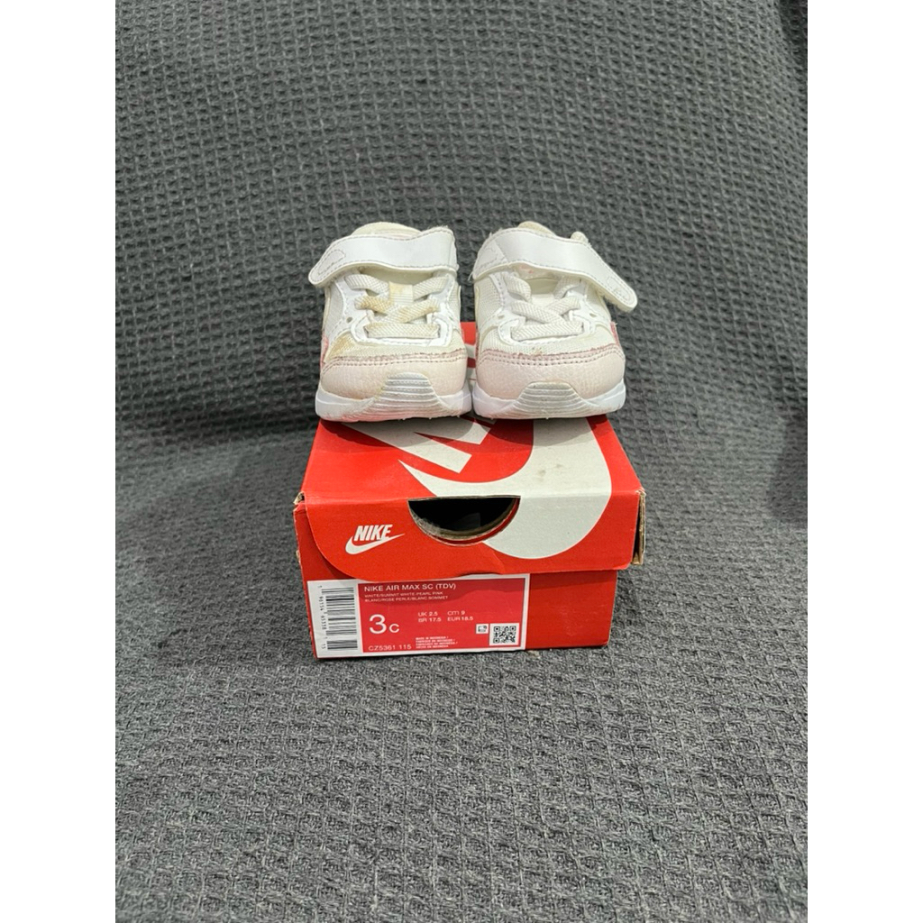 Preloved sepatu anak Nike