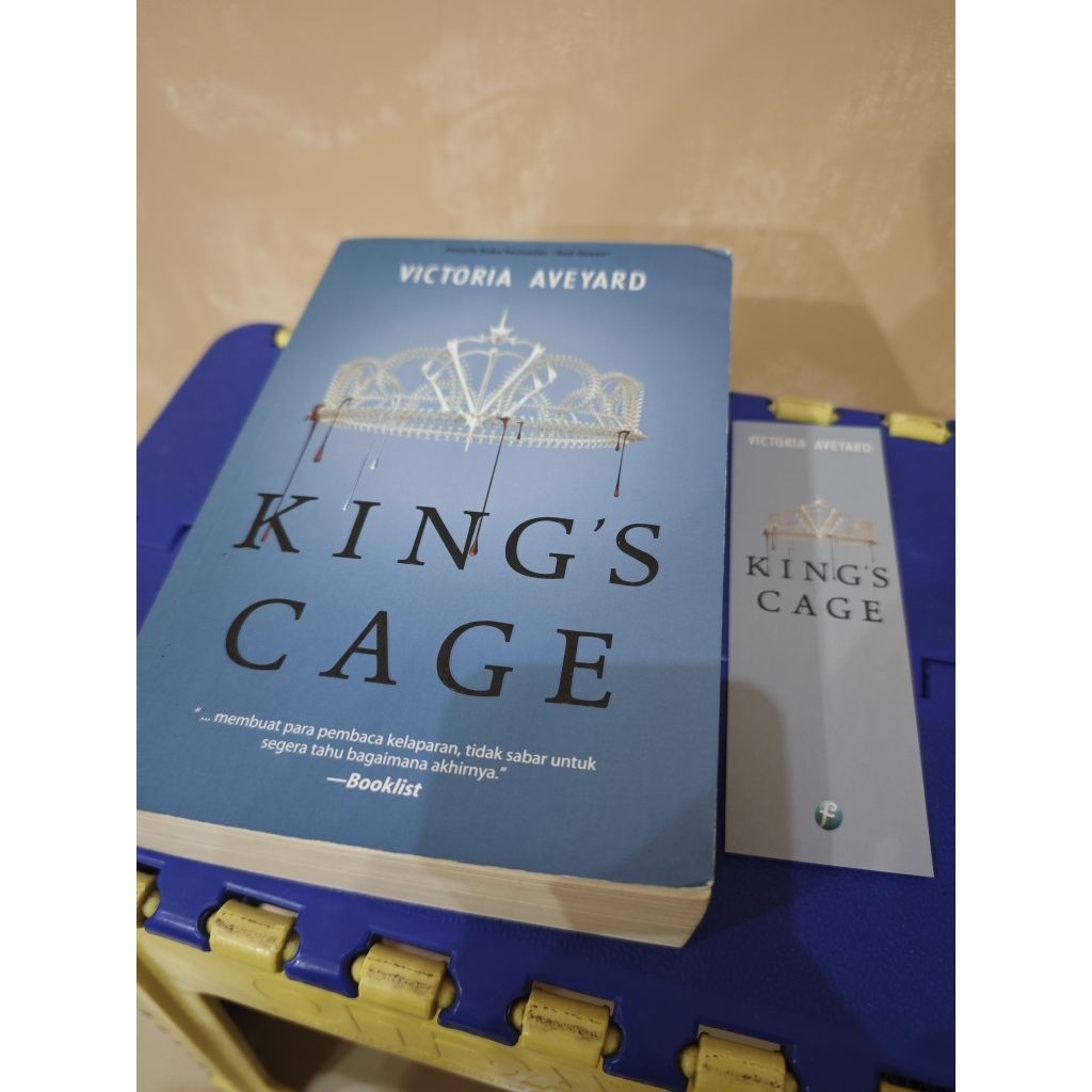 novel ORIGINAL ORI king's cage king kings Victoria Aveyard red queen 3 bekas preloved fantasi second