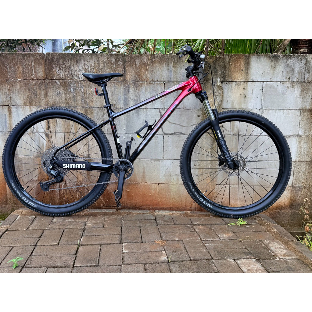 sepeda polygon xtrada 6 bekas like new