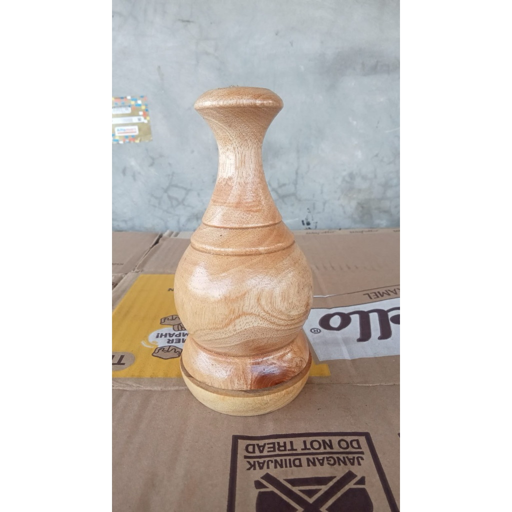pion kayu sangkar perkutut