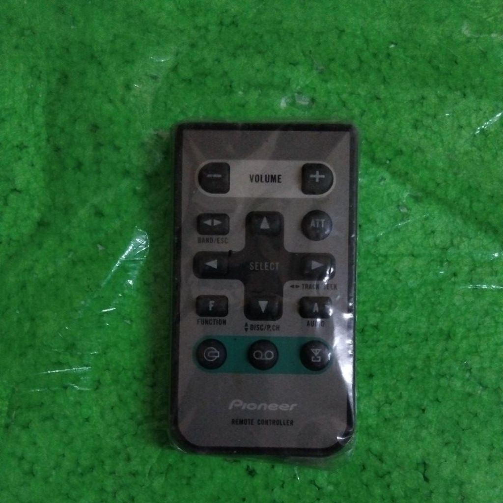 REMOTE AUDIO CAR PIONEER
