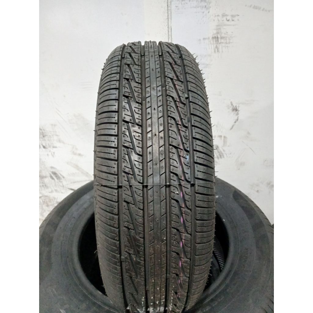 BAN MOBIL FORCEUM TRIDEKA 175 70 R13