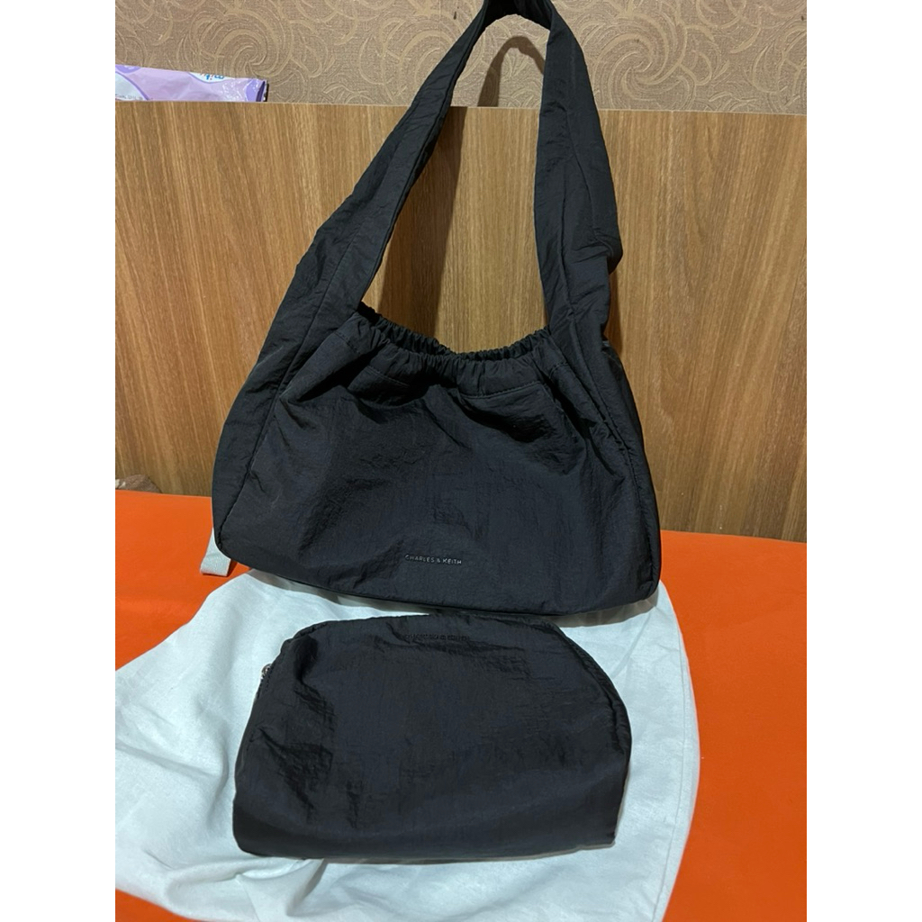 charles & keith hobo bag black